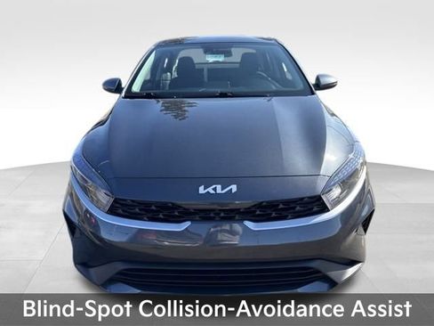 Used 2024 Kia Forte LXS w/ LXS Technology Package image 11