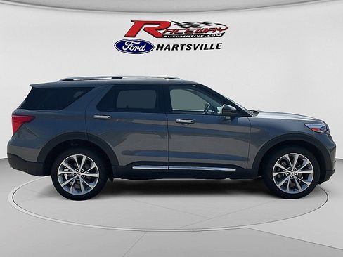 Used 2022 Ford Explorer Platinum w/ Equipment Group 601A AWD/4WD image 7
