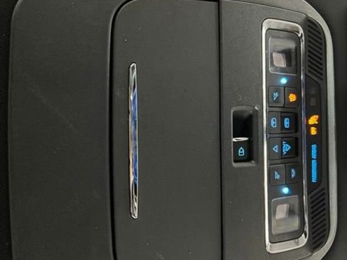 Used 2023 Ford F150 Lariat w/ Equipment Group 502A High image 43