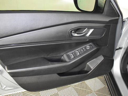 Certified 2024 Honda Accord EX image 36