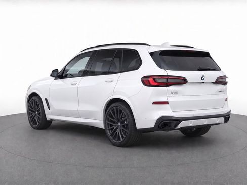 Used 2023 BMW X5 xDrive40i w/ M Sport Package AWD/4WD image 4