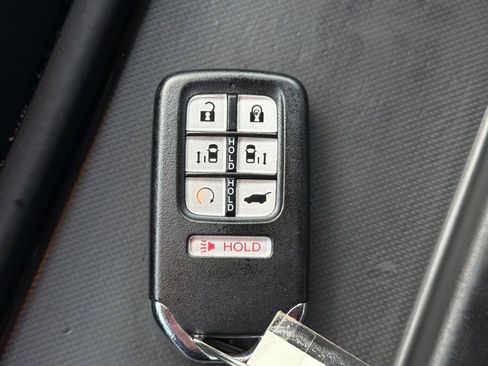 Used 2024 Honda Odyssey EX-L image 29