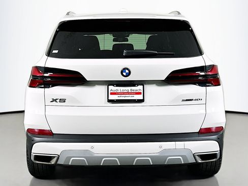 Used 2026 BMW X5 sDrive40i RWD image 3