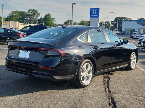 Certified 2023 Honda Accord LX image 6