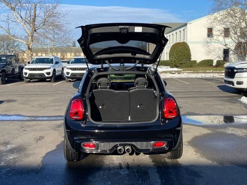 Used 2021 MINI Cooper S w/ Premium Package image 11