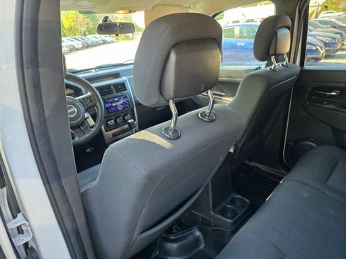 Used 2012 Jeep Liberty Sport w/ Popular Equipment Group image 18