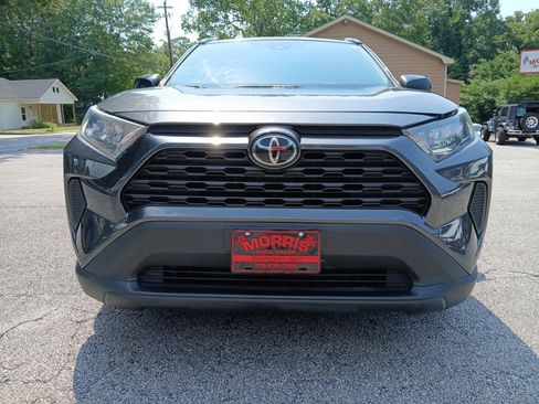 Used 2021 Toyota RAV4 LE FWD image 3