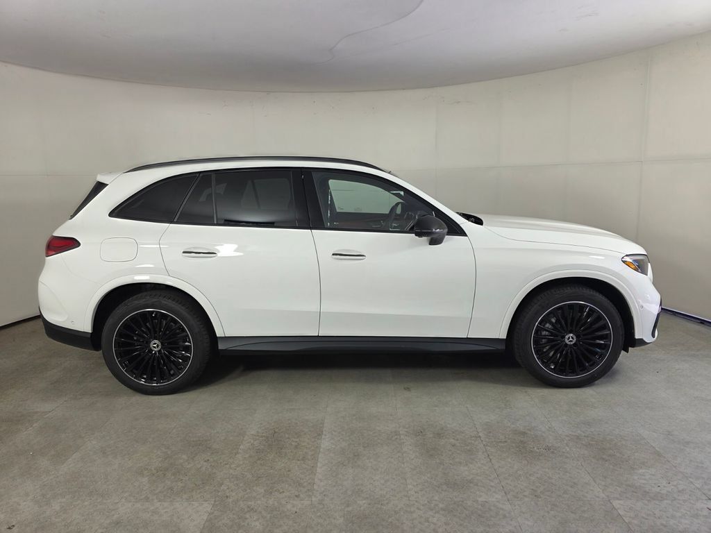 New 2027 Mercedes-Benz GLC 300 image 3