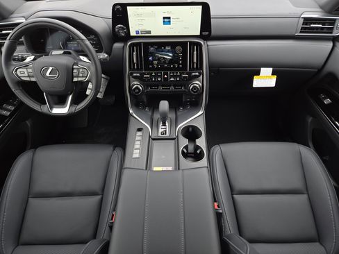 New 2025 Lexus LX 700h Luxury w/ Appearance Package image 19