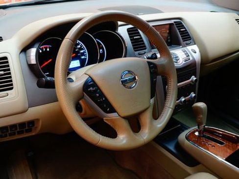 Used 2011 Nissan Murano LE w/ Navigation Pkg AWD/4WD image 9