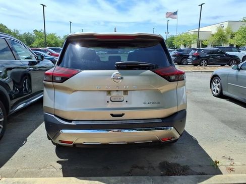 Used 2021 Nissan Rogue Platinum FWD image 7