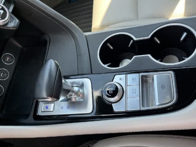Used 2023 Genesis G70 2.0T AWD/4WD image 26