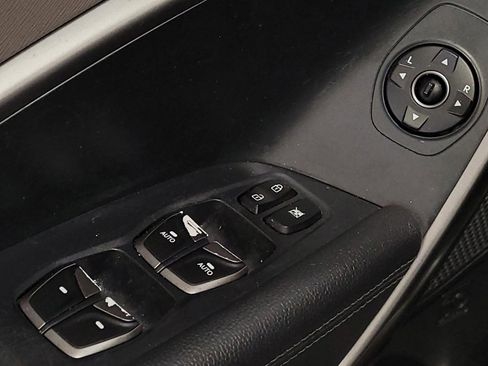 Used 2018 Hyundai Santa Fe Sport w/ 2.4L Value Package 02 image 27