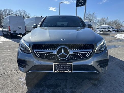 Used 2019 Mercedes-Benz GLC 300 4MATIC Coupe image 2