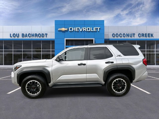 Used 2025 Toyota 4Runner TRD Off-Road Premium AWD/4WD image 5