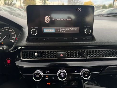 Used 2025 Honda Civic Sport image 29