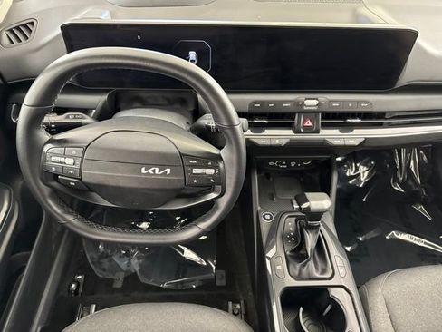 Certified 2025 Kia K4 EX FWD image 24