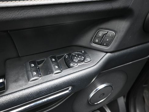 Certified 2024 Ford Expedition Max XLT image 12