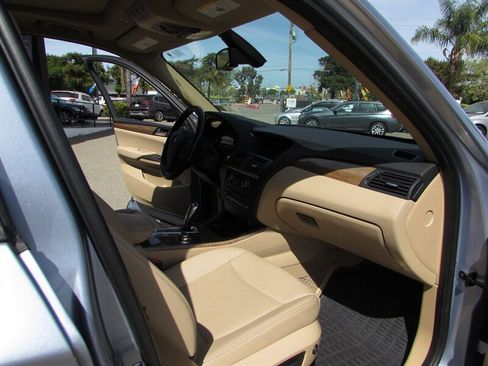Used 2011 BMW X3 xDrive28i AWD/4WD image 29