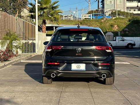 New 2026 Volkswagen GTI SE image 6