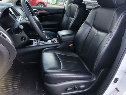 Certified 2020 Nissan Pathfinder Platinum image 8