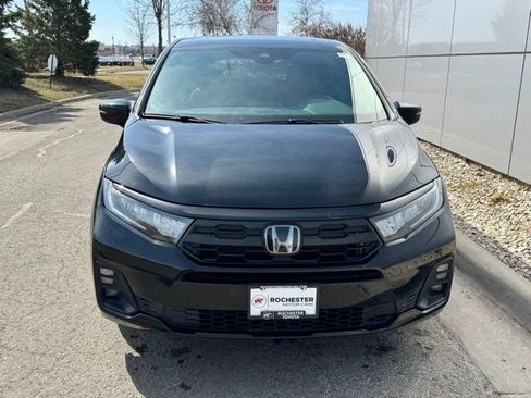 Used 2025 Honda Odyssey Sport-L image 36