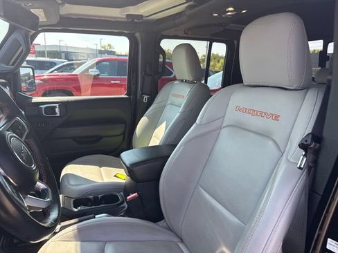 Used 2021 Jeep Gladiator Mojave AWD/4WD image 13