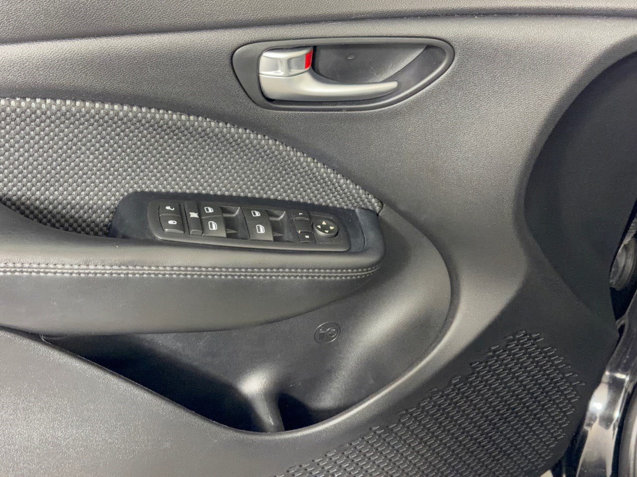 Used 2016 Dodge Dart SXT Sport w/ Sun/Sound Group FWD image 15