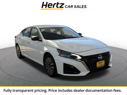 Used 2025 Nissan Altima 2.5 SV