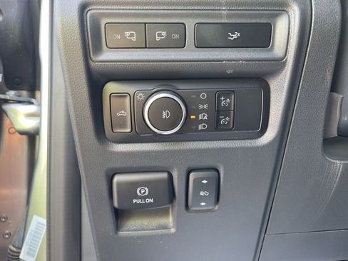 Used 2023 Ford F150 Lariat w/ Equipment Group 502A High AWD/4WD image 23