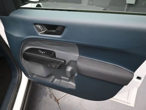 Used 2022 Ford Maverick XL image 29