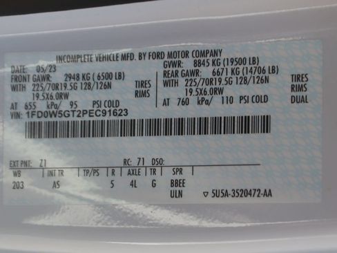 Used 2023 Ford F550 2WD Crew Cab Super Duty image 47