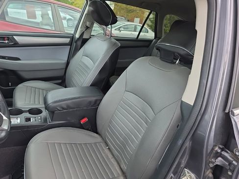 Used 2018 Subaru Outback 2.5i Premium AWD/4WD image 10