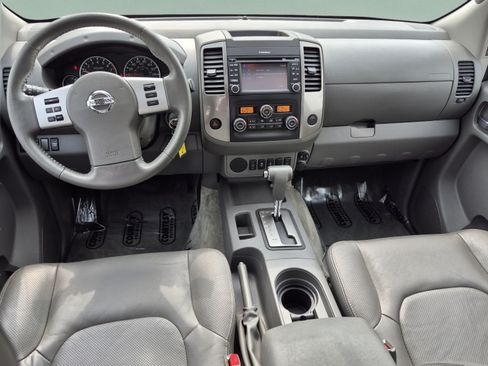 Used 2018 Nissan Frontier SV RWD image 12