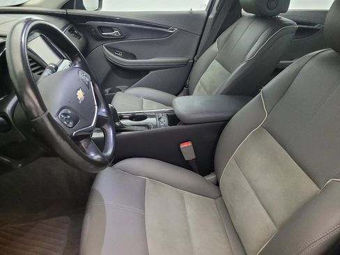Used 2014 Chevrolet Impala LT w/ Premium Seating Package FWD image 17