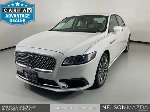 Used 2017 Lincoln Continental Select w/ Technology Package FWD image 1