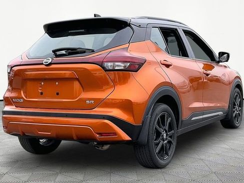 Used 2021 Nissan Kicks SR w/ Interior Electronics Package image 5