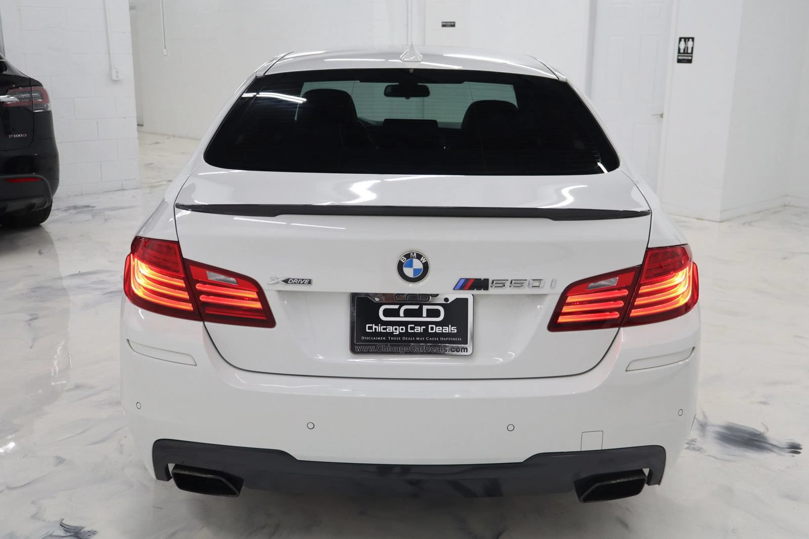 Used 2016 BMW 550i xDrive Sedan AWD/4WD image 6