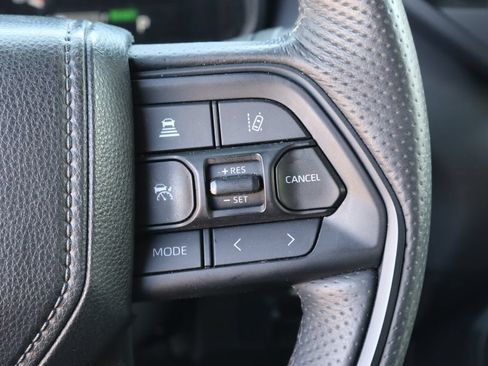 Used 2025 Toyota Sequoia TRD Pro AWD/4WD image 15