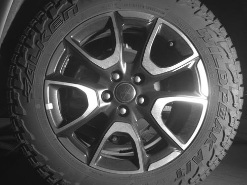 Used 2025 Jeep Compass Trailhawk w/ Trailer Tow Group image 14