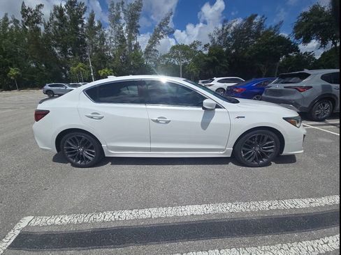 Used 2019 Acura ILX FWD image 4