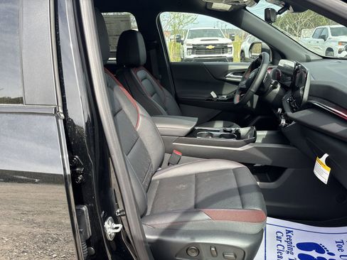 New 2026 Chevrolet Equinox RS w/ Convenience Package III FWD image 26