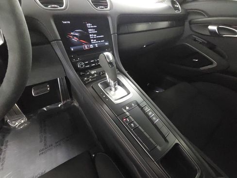 Used 2022 Porsche 718 Cayman GTS RWD image 14