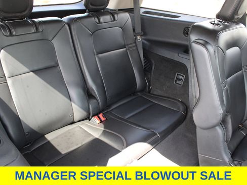 Used 2022 Lincoln Aviator AWD w/ Premium Package image 25