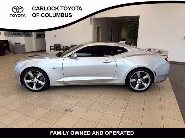 Used 2017 Chevrolet Camaro SS RWD image 3