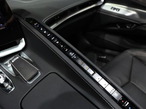 Used 2025 Chevrolet Corvette Z06 image 38