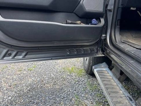 Used 2024 Ford F250 Lariat AWD/4WD image 3