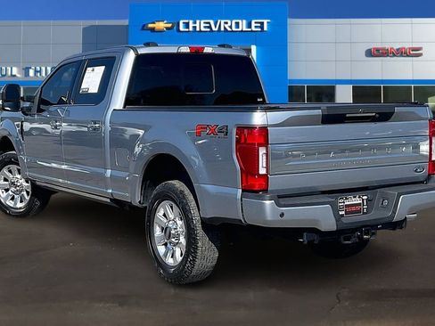 Used 2022 Ford F250 Platinum image 4
