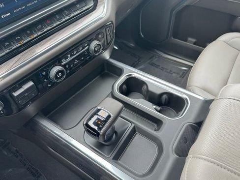 Certified 2023 Chevrolet Silverado 1500 LTZ AWD/4WD image 15