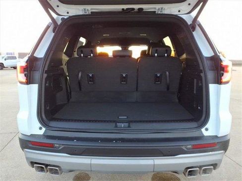 New 2026 GMC Acadia Elevation w/ Elevation Premium Package image 18